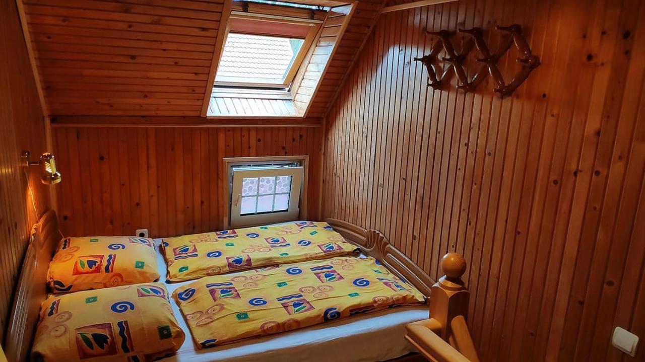 Guesthouse "Nakvyne Pas Zveja" Nagliu Street Nida Esterno foto
